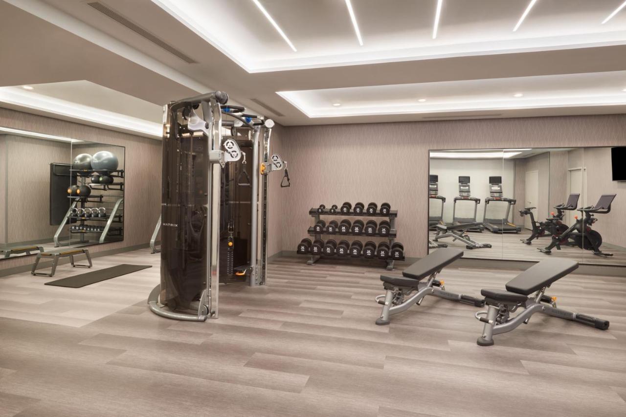 Courtyard By Marriott Kitchener Hotel Ngoại thất bức ảnh